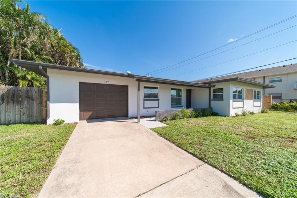 737 Sesame CT CAPE CORAL, FL 33904
