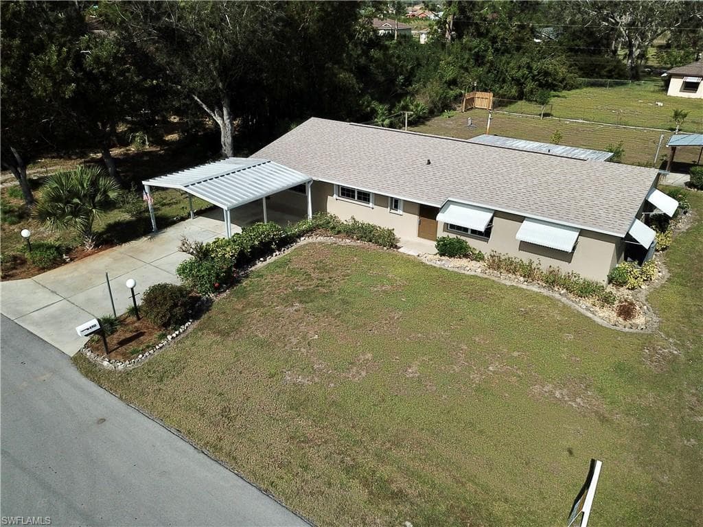4910 6th ST W LEHIGH ACRES, FL 33971