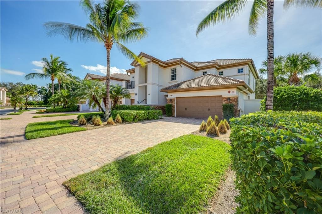 8080 Players Cove DR 102 NAPLES, FL 34113