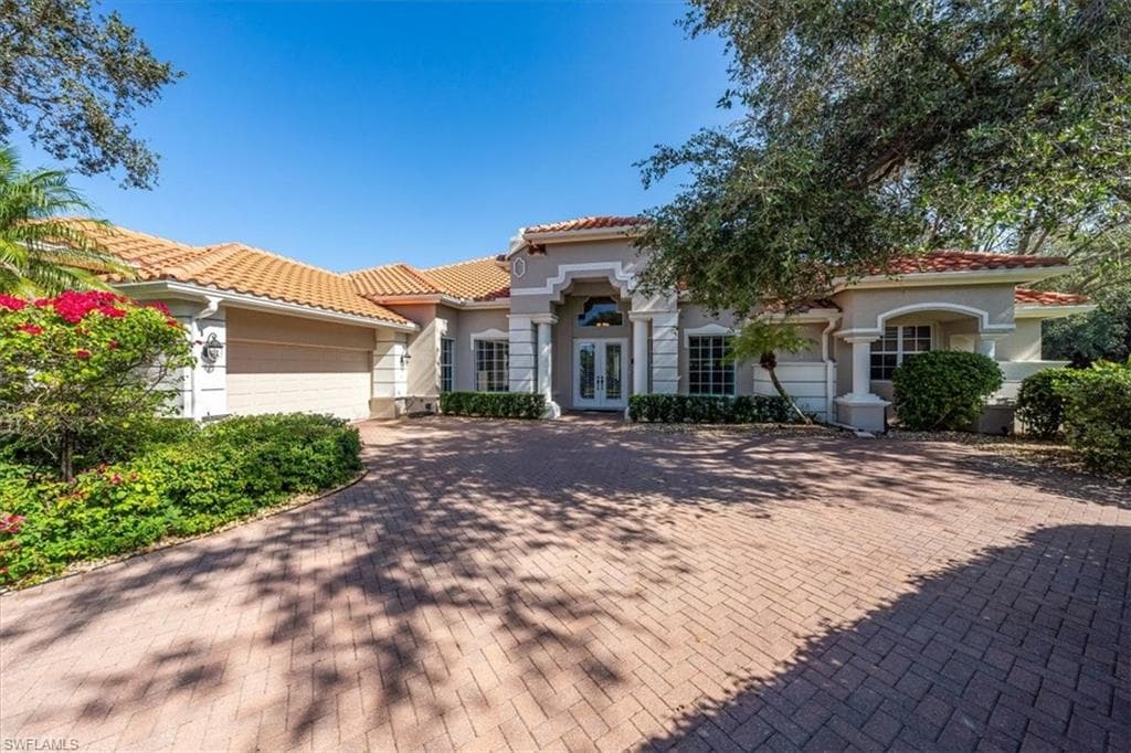 6672 Glen Arbor WAY NAPLES, FL 34119