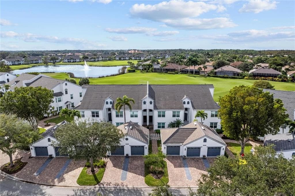 5949 Sand Wedge LN 806 NAPLES, FL 34110