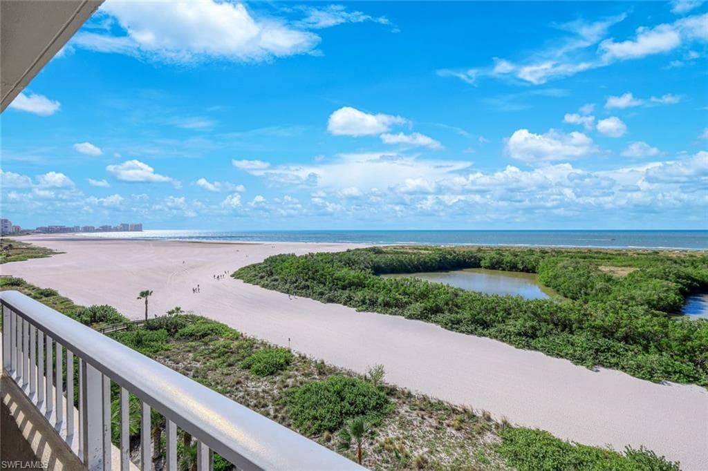 380 Seaview CT 912 MARCO ISLAND, FL 34145