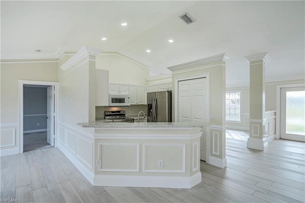 2633 NW Embers TER CAPE CORAL, FL 33993
