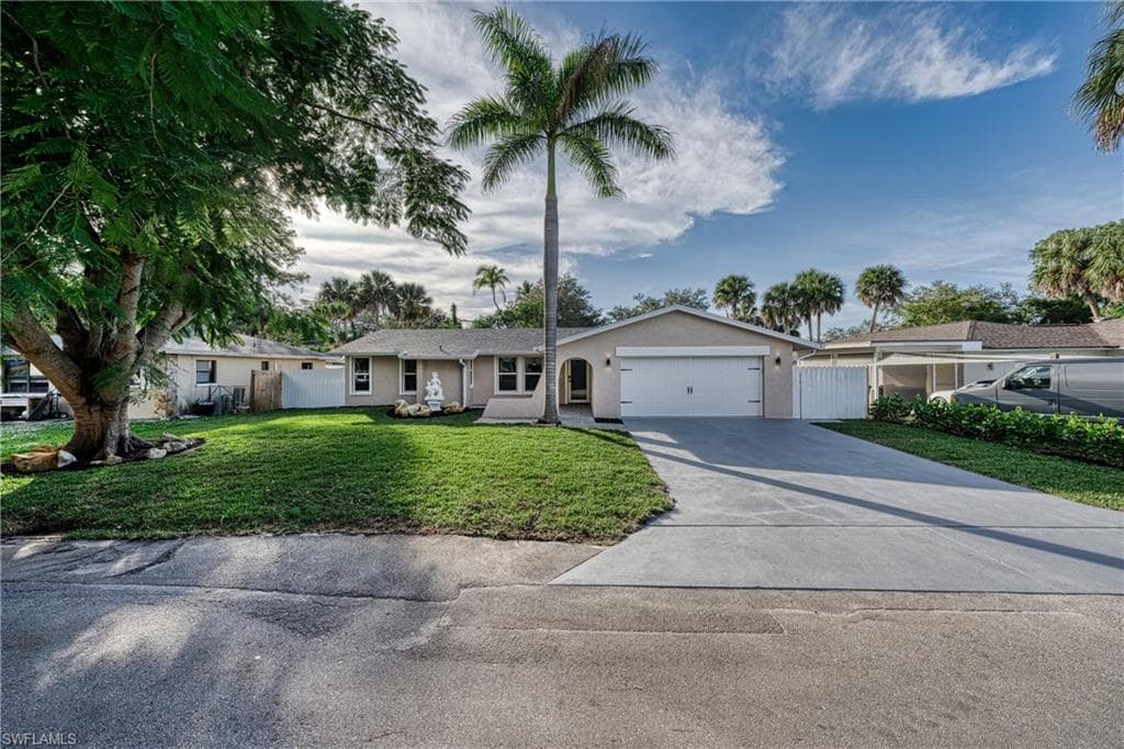 3112 Gordon ST NAPLES, FL 34112