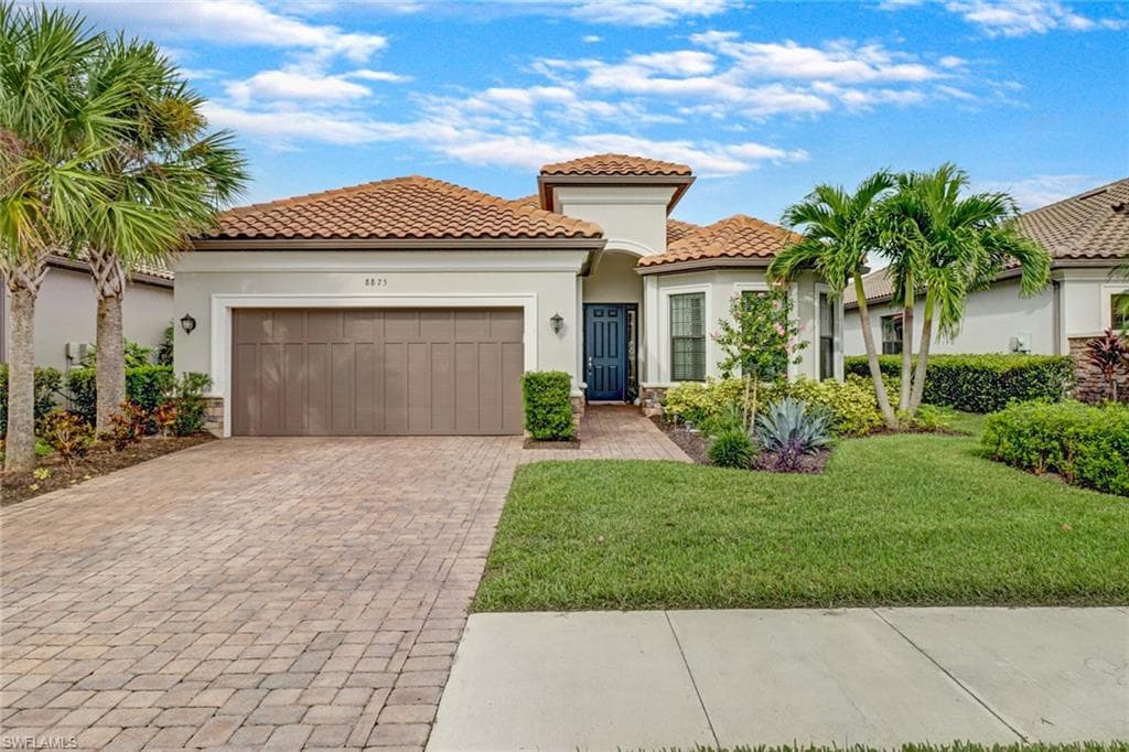 8875 Vaccaro CT NAPLES, FL 34119