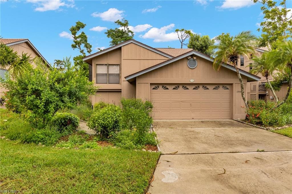 17660 Heron LN