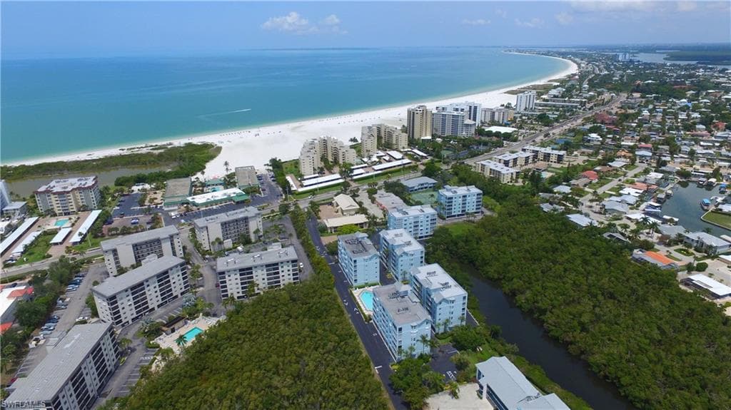 22724 Island Pines WAY 202 FORT MYERS BEACH, FL 33931