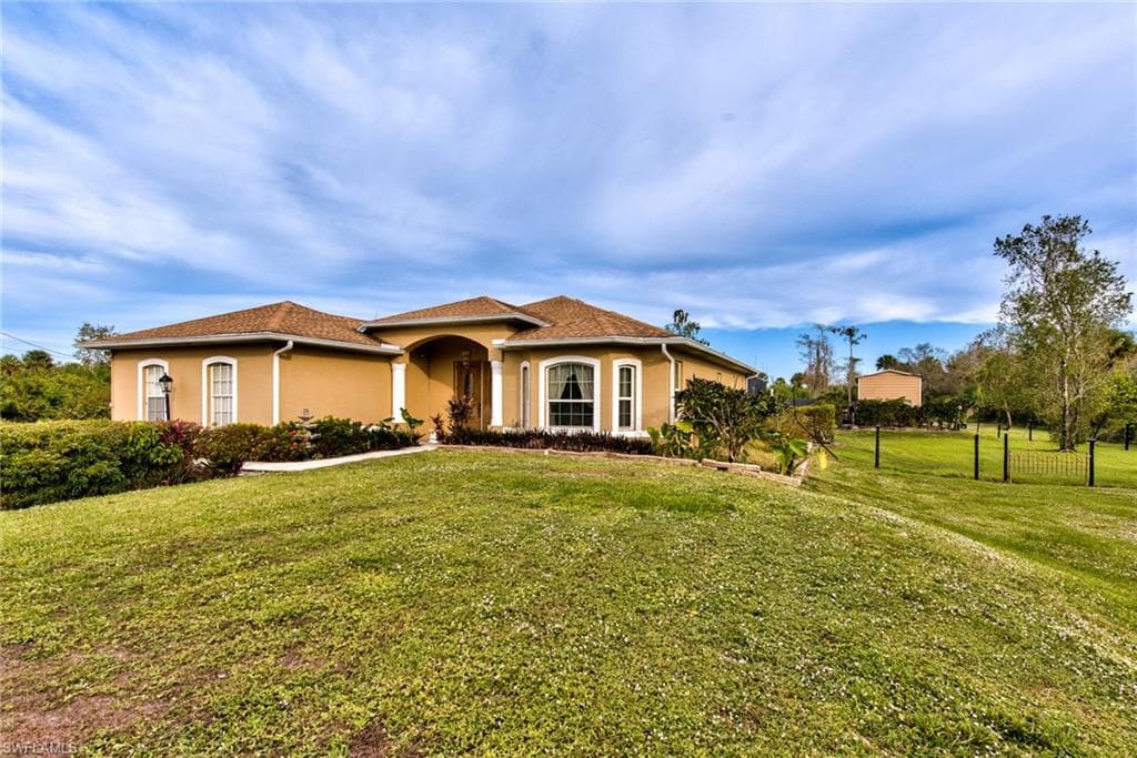 3515 24th AVE SE NAPLES, FL 34117
