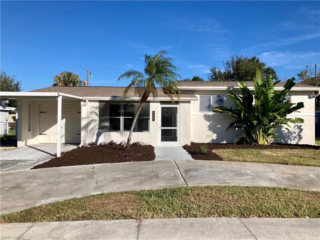 4461 Lagg AVE FORT MYERS, FL 33901