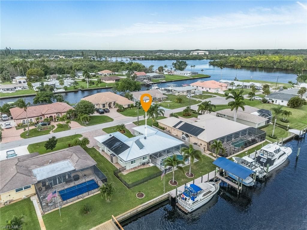2214 Havana AVE FORT MYERS, FL 33905