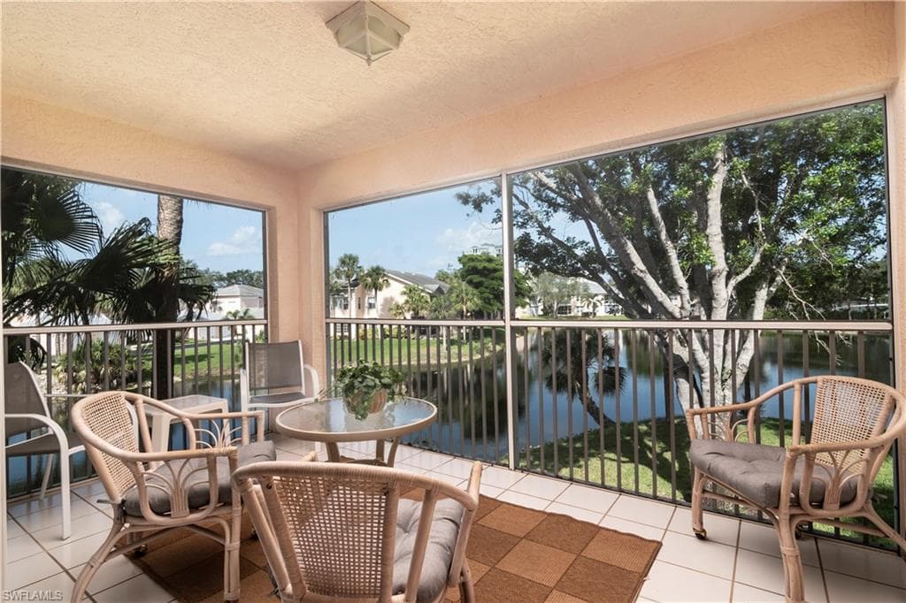 736 Wiggins Lake DR 201 NAPLES, FL 34110