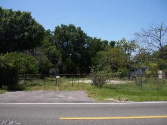 3816 Ballard RD FORT MYERS, FL 33916