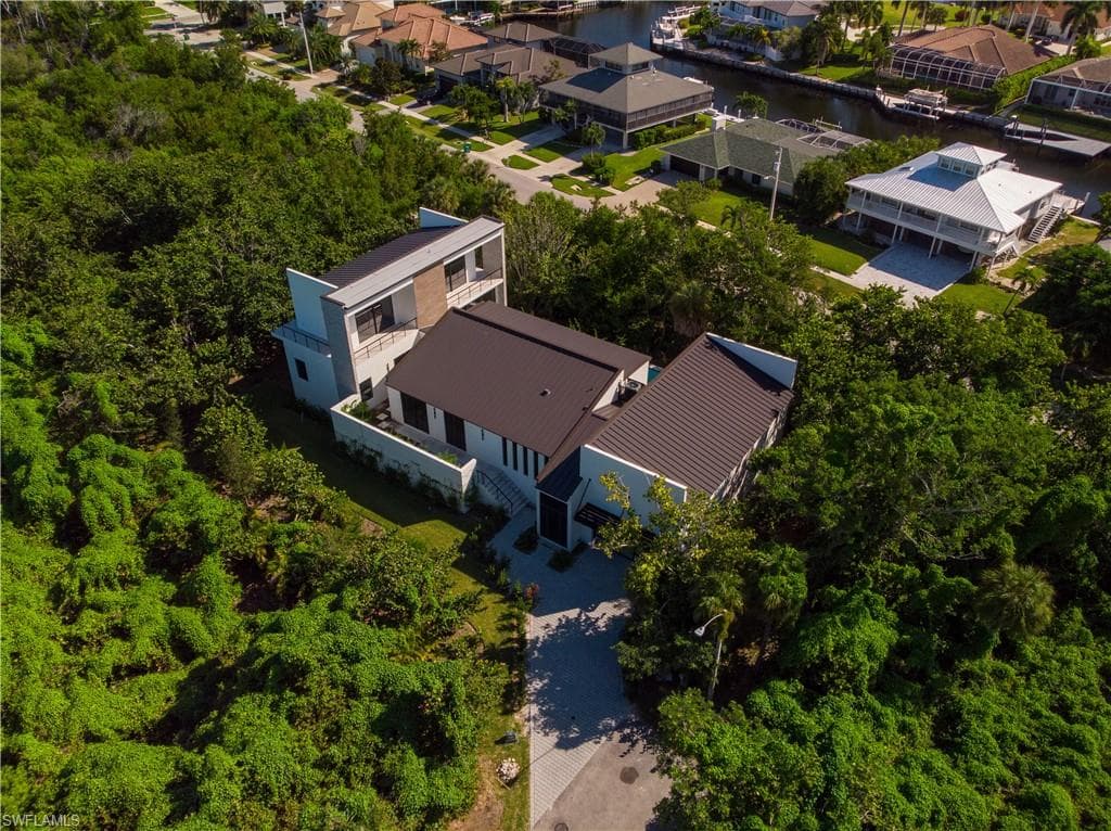 122 Sea Lavender LN MARCO ISLAND, FL 34145