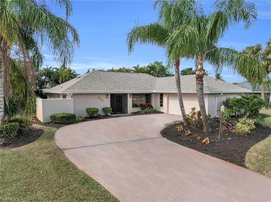 433 Golfview DR NAPLES, FL 34110