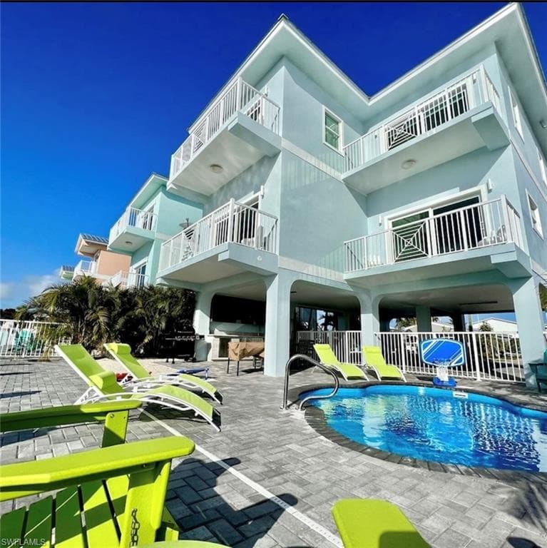 1037 82nd ST MARATHON, FL 33050