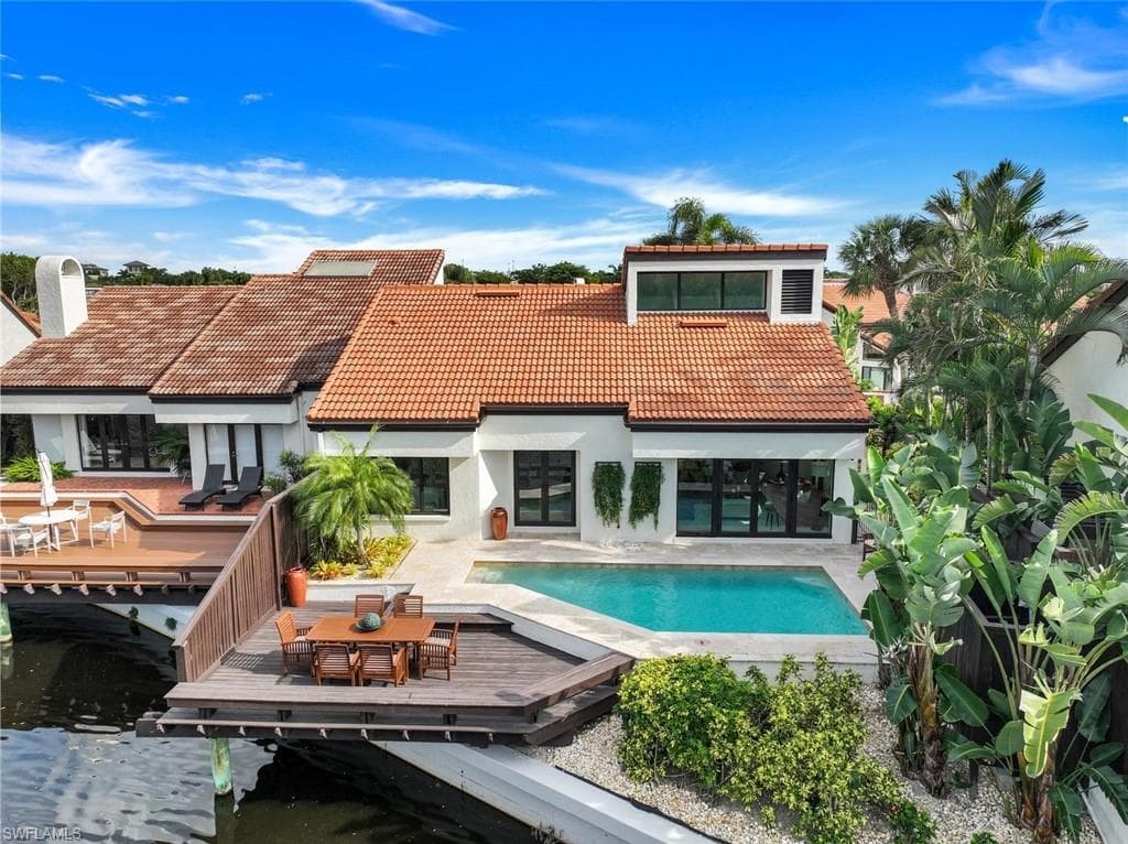 533 Bay Villas LN 117 NAPLES, FL 34108