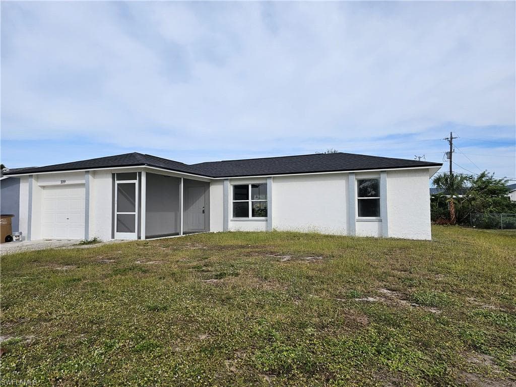 109 SW 22nd TER CAPE CORAL, FL 33991