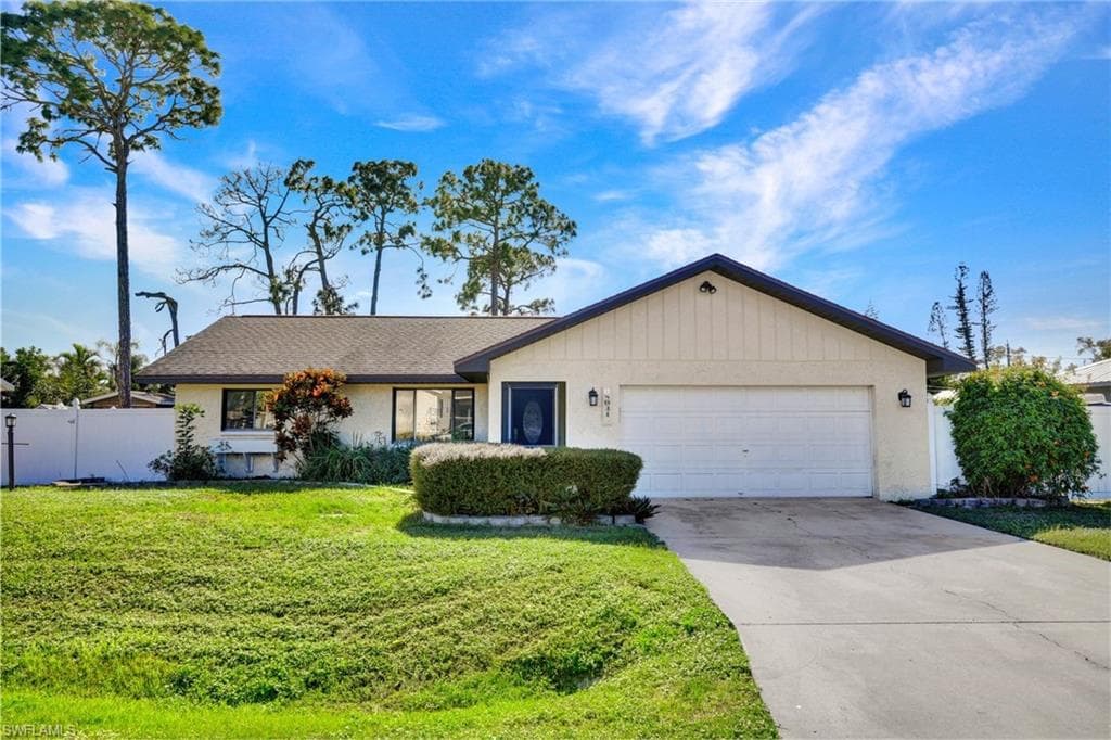 8034 Almo RD FORT MYERS, FL 33967