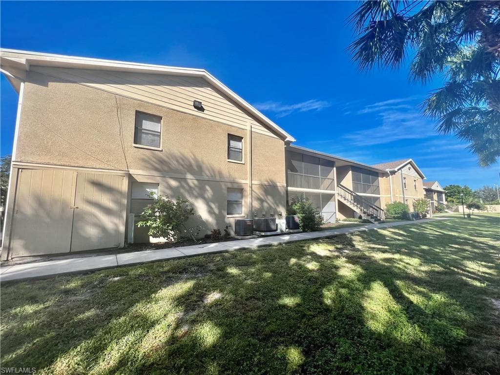 5305 Summerlin RD 515 FORT MYERS, FL 33919