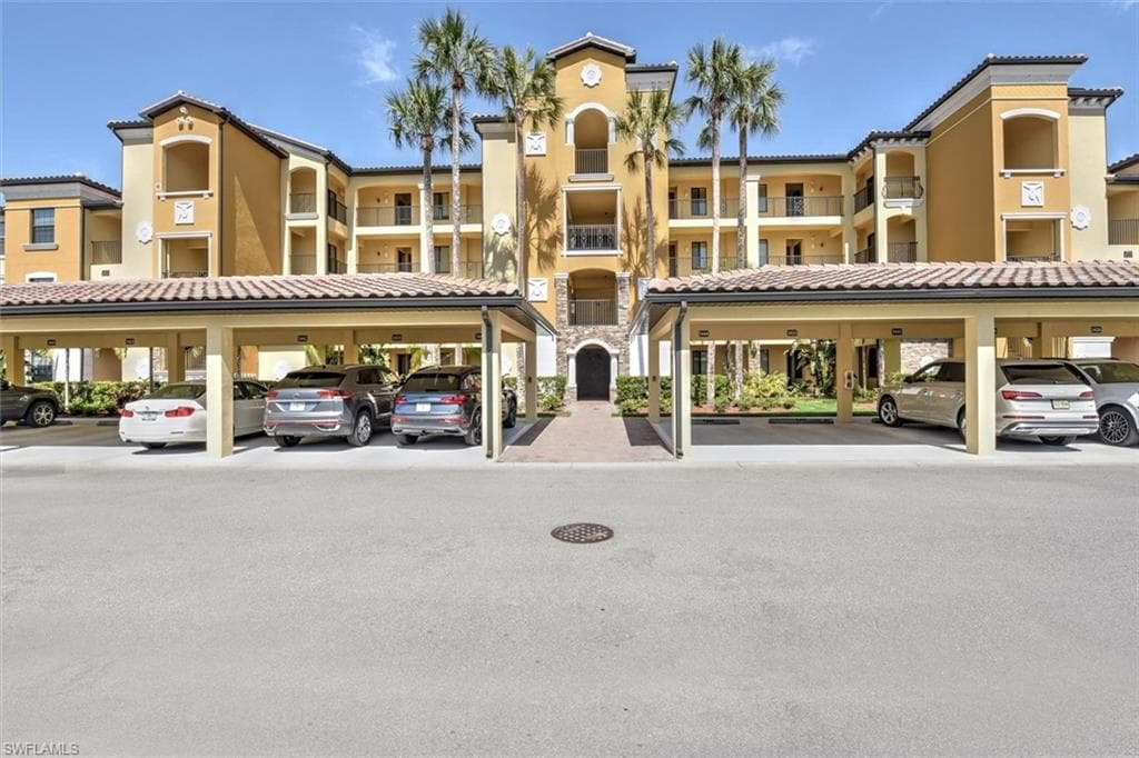 9596 Trevi CT 5444 NAPLES, FL 34113