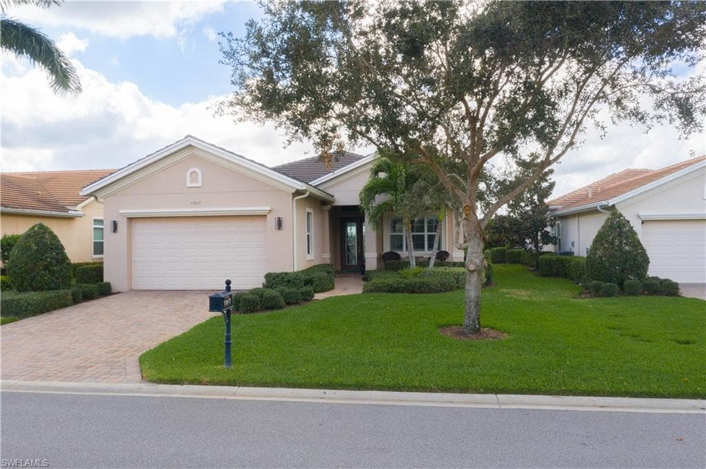 12617 Fairway Cove CT FORT MYERS, FL 33905