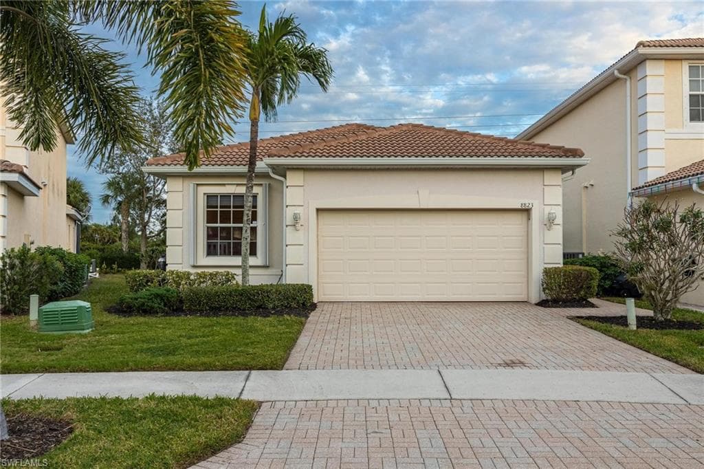 8823 Spring Mountain WAY FORT MYERS, FL 33908