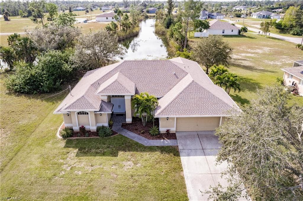 1520 NE 33rd LN CAPE CORAL, FL 33909