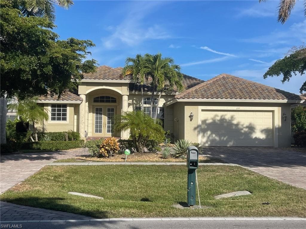 237 Bald Eagle DR MARCO ISLAND, FL 34145