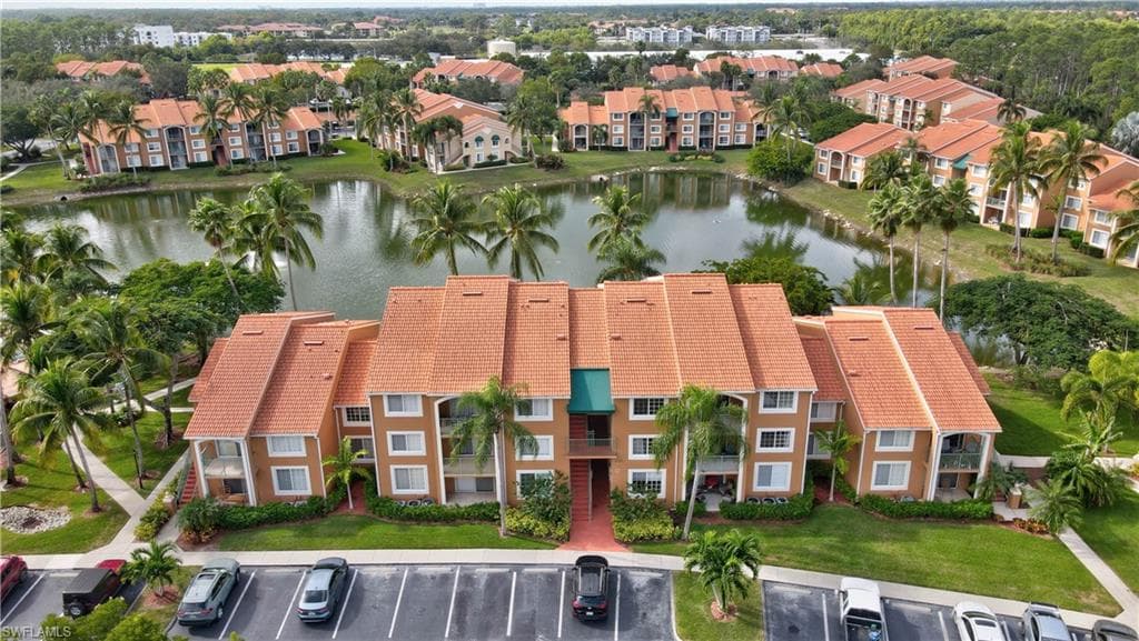 1275 Wildwood Lakes BLVD 2-304 NAPLES, FL 34104