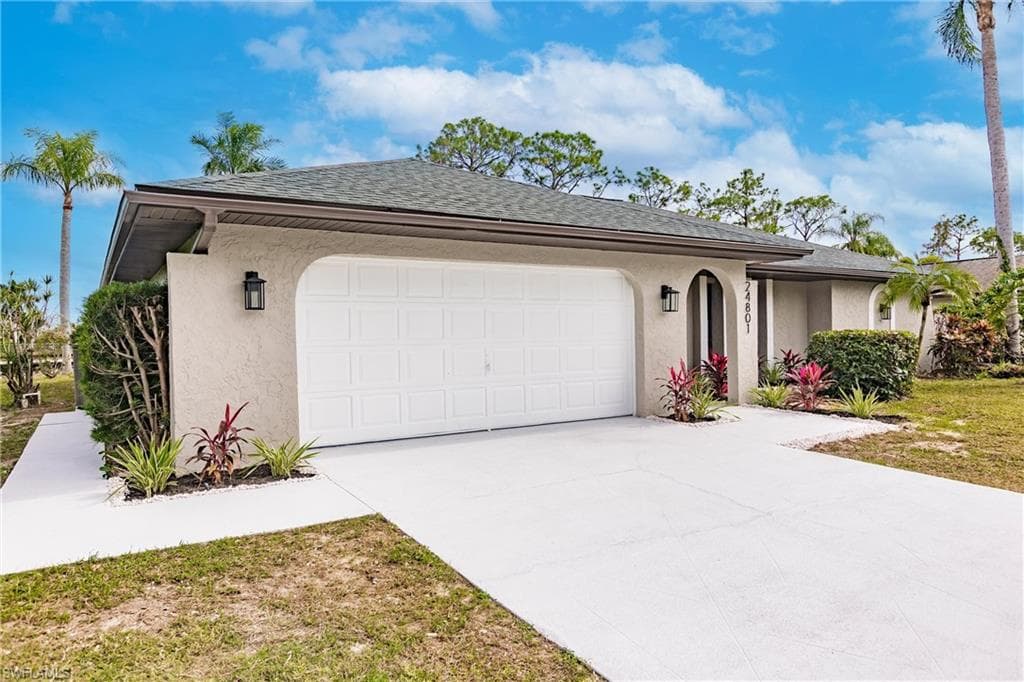 24801 Paradise RD BONITA SPRINGS, FL 34135