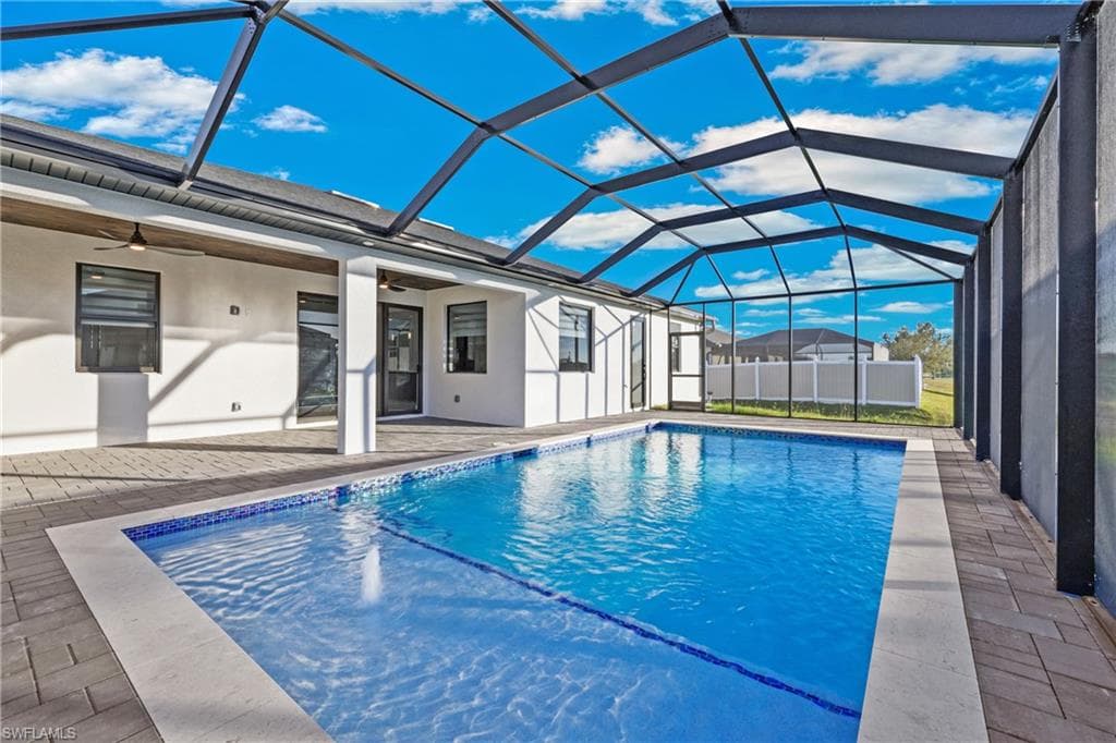 2806 NW 41st AVE CAPE CORAL, FL 33993