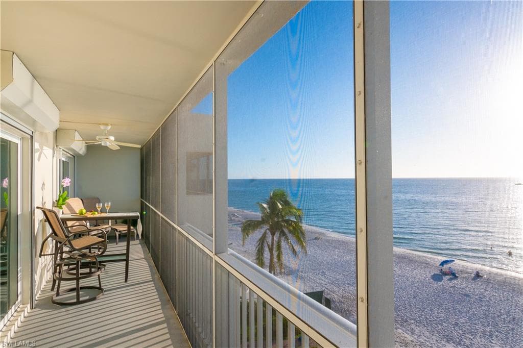 1977 Gulf Shore BLVD N 503 NAPLES, FL 34102