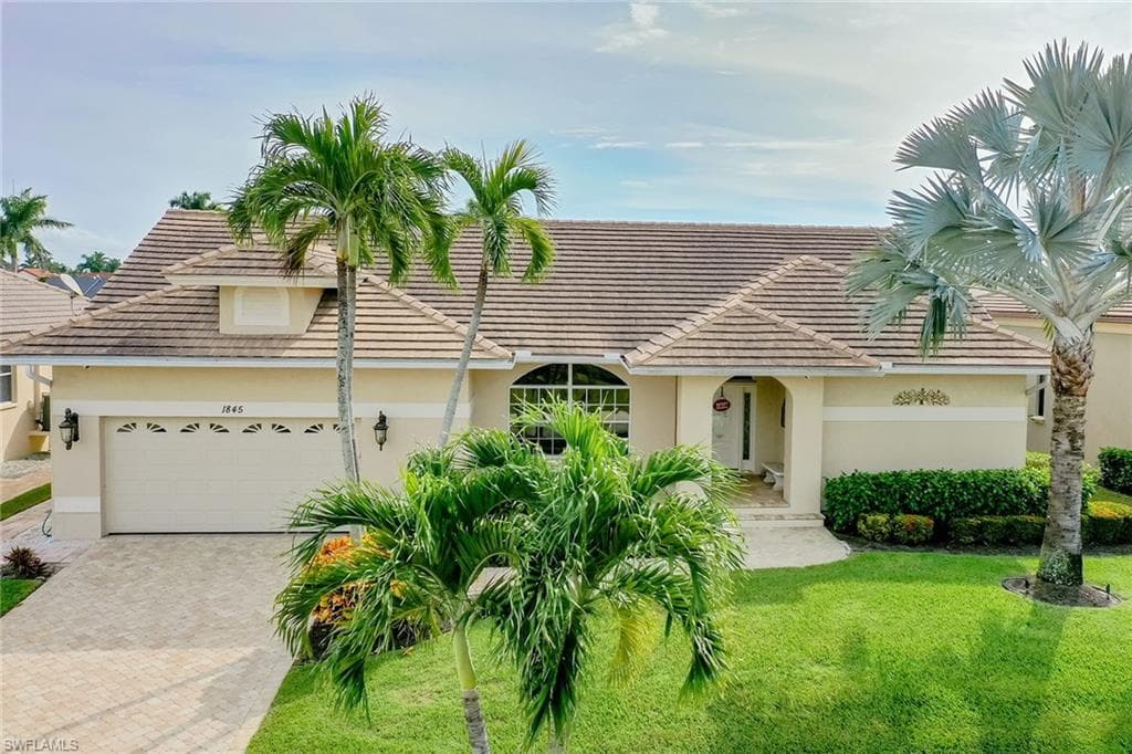1845 Apataki CT MARCO ISLAND, FL 34145