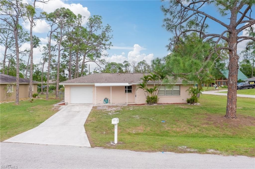 19009 Sebring RD FORT MYERS, FL 33967