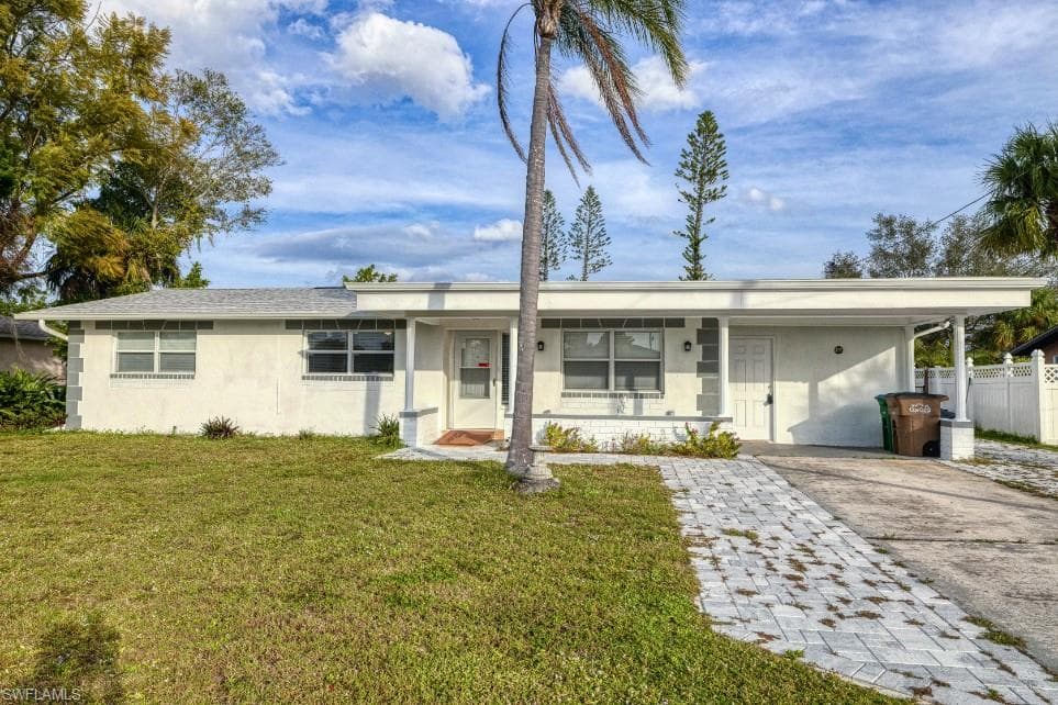 405 NE 14th PL CAPE CORAL, FL 33909