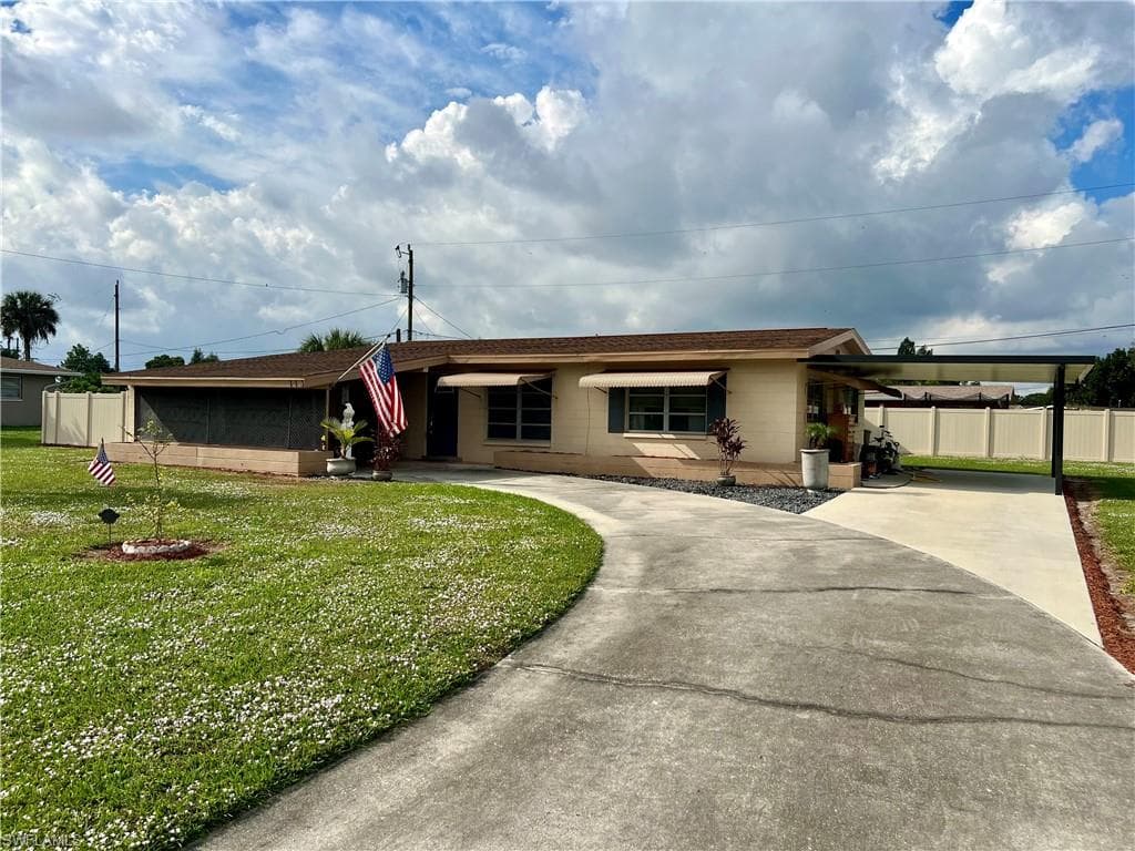 113 Highland AVE LEHIGH ACRES, FL 33936