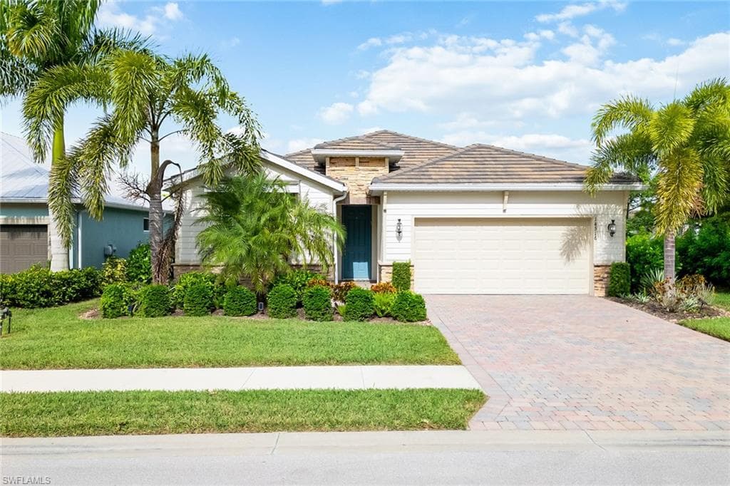 14516 Topsail DR NAPLES, FL 34114