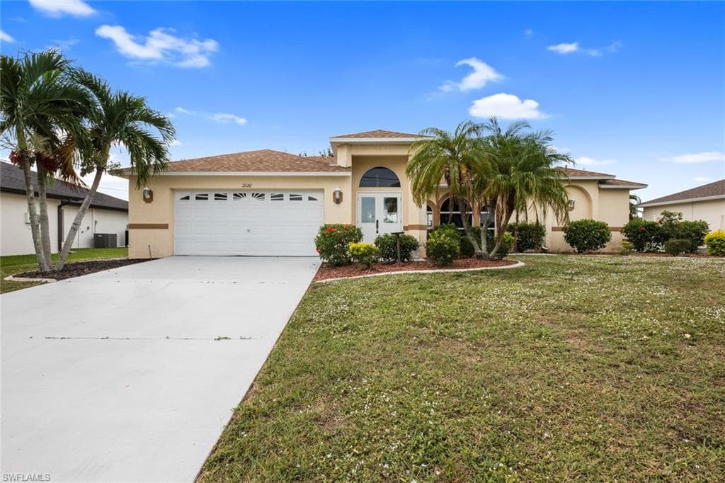 2120 28th ST CAPE CORAL, FL 33914