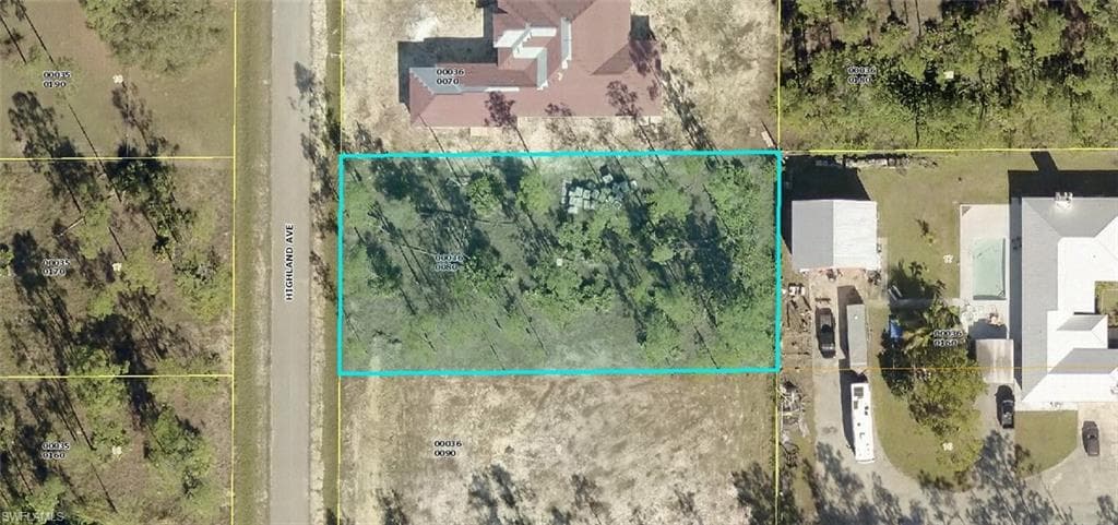1406 Highland AVE LEHIGH ACRES, FL 33972