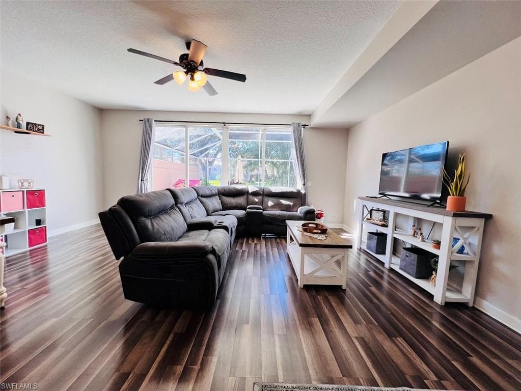5321 Cove CIR 136 NAPLES, FL 34119