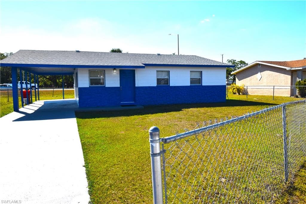 7 W Clermont CT FORT MYERS, FL 33916