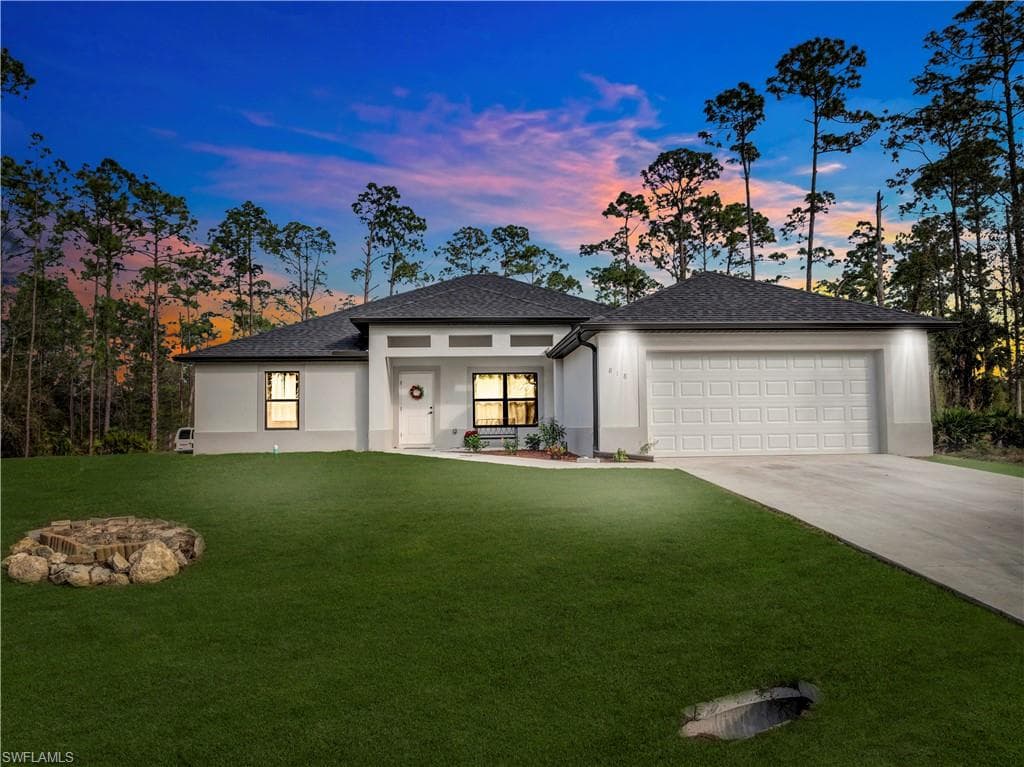 818 Leroy AVE LEHIGH ACRES, FL 33972