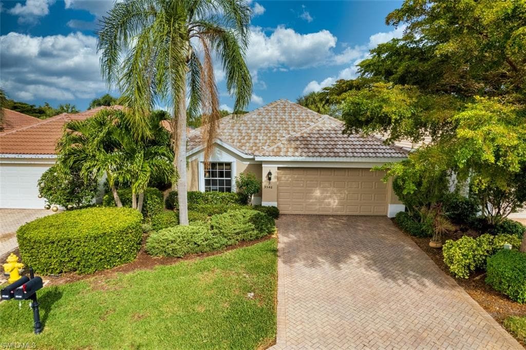 9546 Hemingway LN FORT MYERS, FL 33913