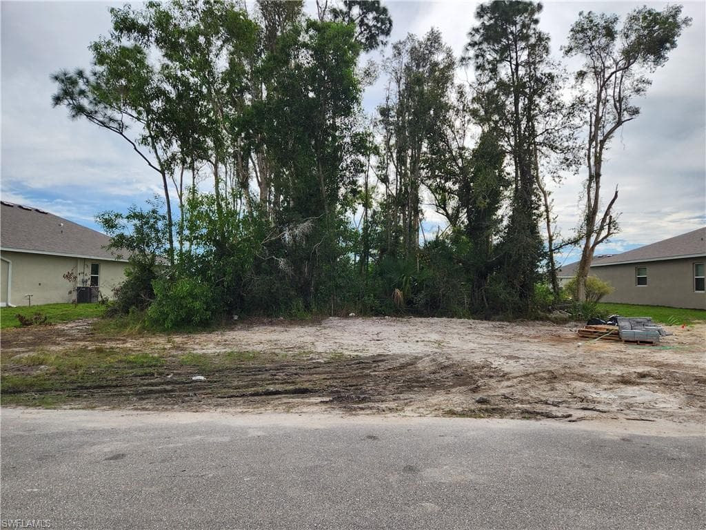 834 NW 2nd ST CAPE CORAL, FL 33993