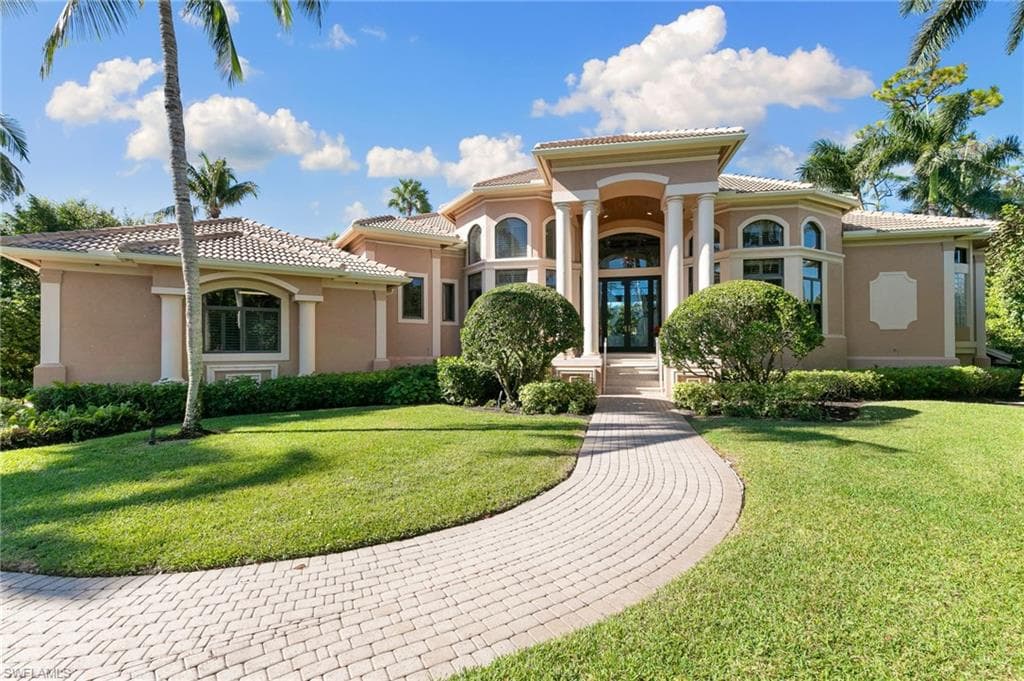 27240 Lakeway CT BONITA SPRINGS, FL 34134