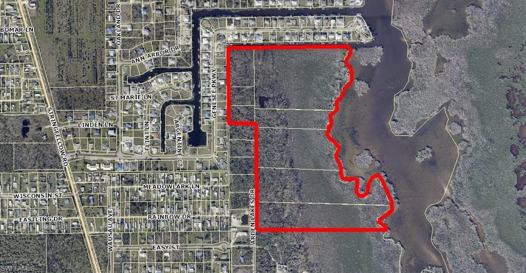 11260 Arden Lakes DR BOKEELIA, FL 33922
