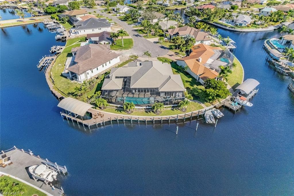 6642 Joanna CIR FORT MYERS, FL 33919
