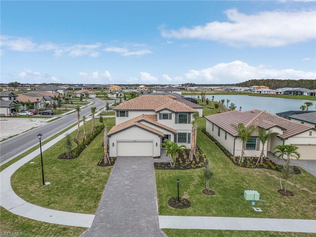 18656 Ives DR ESTERO, FL 33928