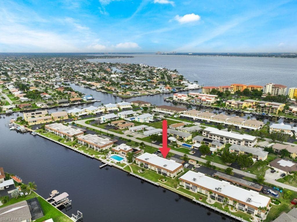 4024 SE 19th AVE 204 CAPE CORAL, FL 33904