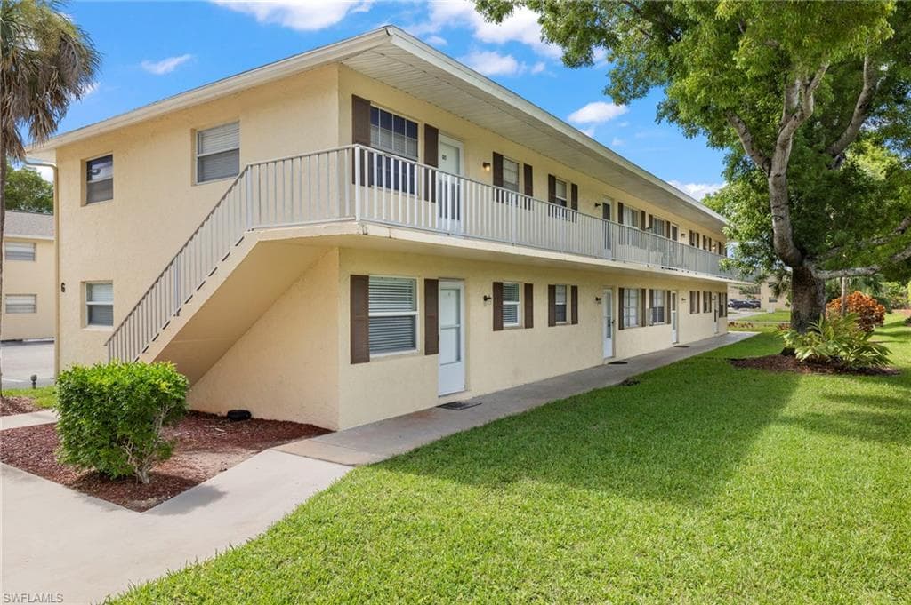 3325 Airport RD N H7 NAPLES, FL 34105
